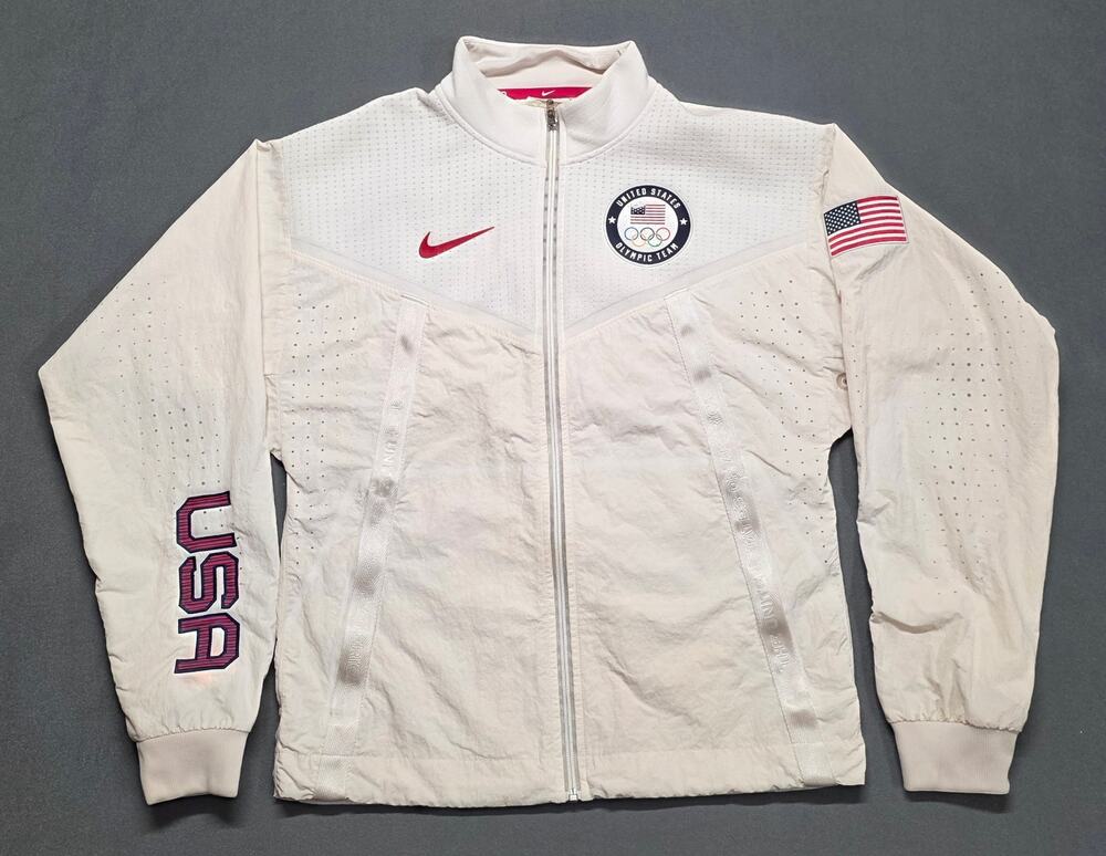 Nike Olympic Team USA Windrunner Medal Stand Jacket CK4552-100 Size Small